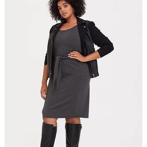 ✨torrid charcoal grey jersey tiefront shift dress✨